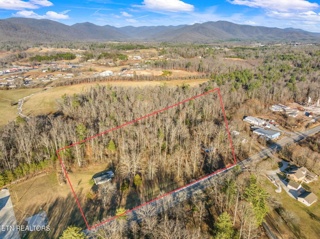 Photo of 36643648 Morgan county Hwy, Wartburg, TN 37887 (MLS # 1297123)