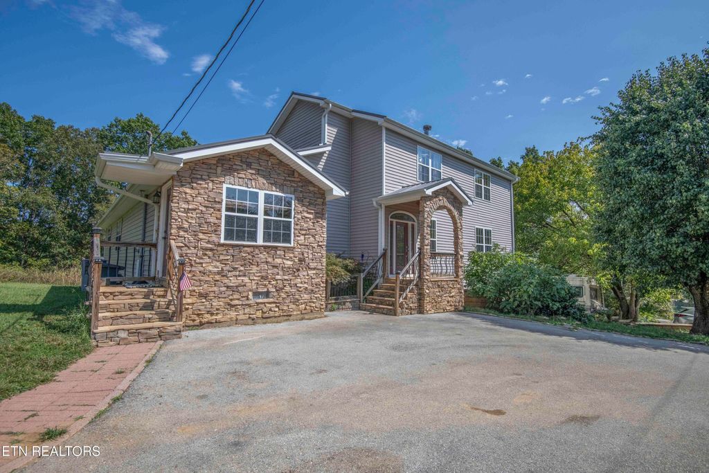Photo of 1313 Dupont Rd, Seymour, TN 37865 (MLS # 1316765)