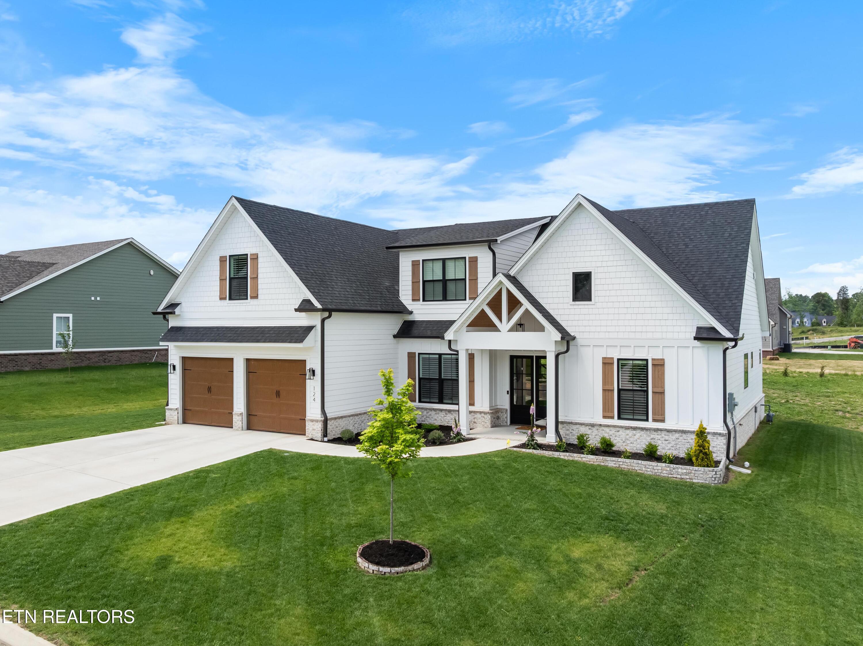 124 Clover Circle