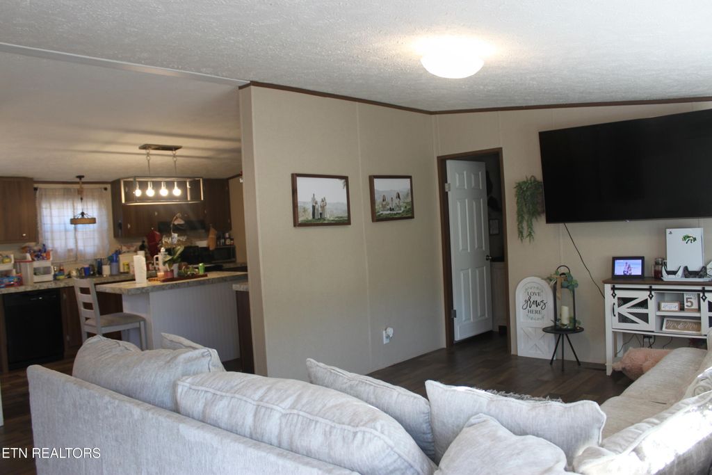 Photo of 133 Peach Lane, Wartburg, TN 37887 (MLS # 1321809)