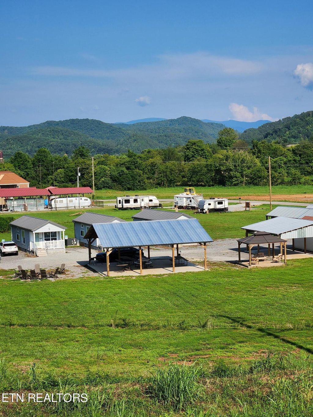 Photo of 280 Bear Lane Ln, Tellico Plains, TN 37385 (MLS # 1272141)