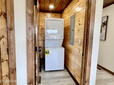 Tiny photo for 463 Sassafras Tr, Sevierville, TN 37876 (MLS # 1326087)