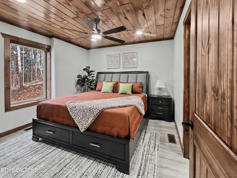 Tiny photo for 463 Sassafras Tr, Sevierville, TN 37876 (MLS # 1326087)