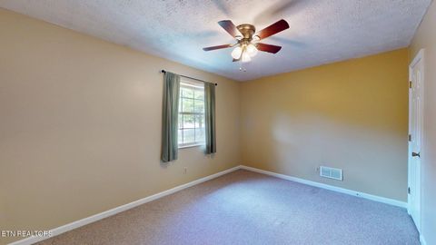 Tiny photo for 205 Vintage Lane, Clinton, TN 37716 (MLS # 1337764)