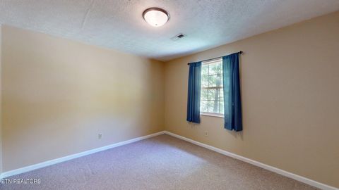 Tiny photo for 205 Vintage Lane, Clinton, TN 37716 (MLS # 1337764)