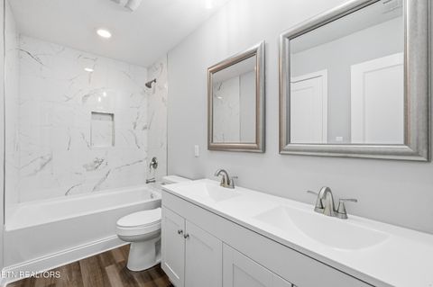 Tiny photo for 542 Reserve Way, Dandridge, TN 37725 (MLS # 1323668)