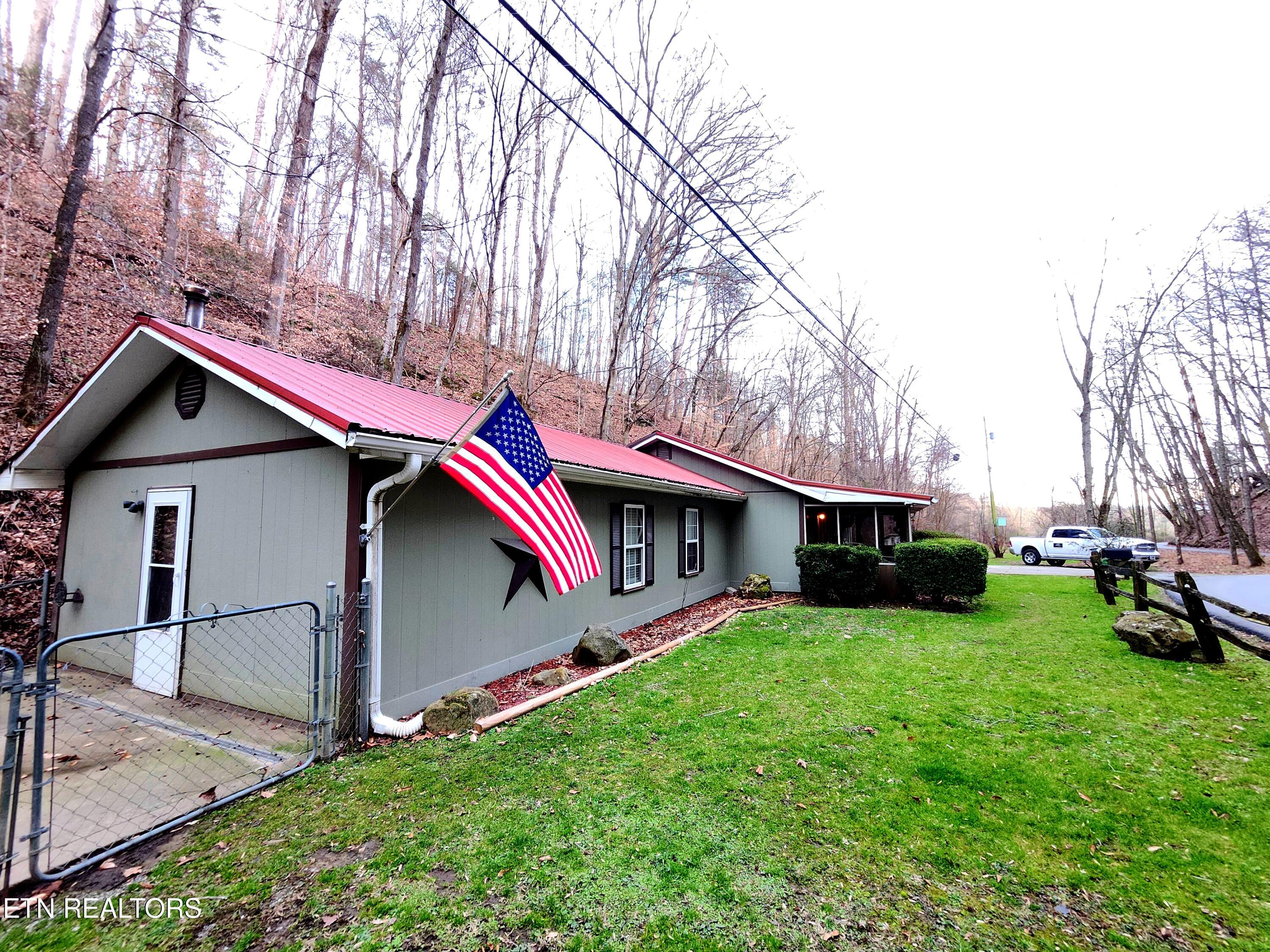 1090 Caney Creek Lane