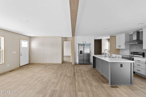 Tiny photo for 209 County Road 784A, Etowah, TN 37331 (MLS # 1337923)