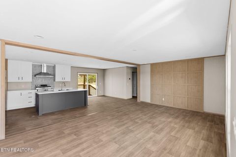 Tiny photo for 209 County Road 784A, Etowah, TN 37331 (MLS # 1337923)