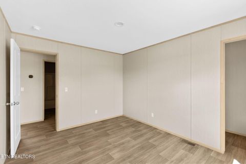 Tiny photo for 209 County Road 784A, Etowah, TN 37331 (MLS # 1337923)