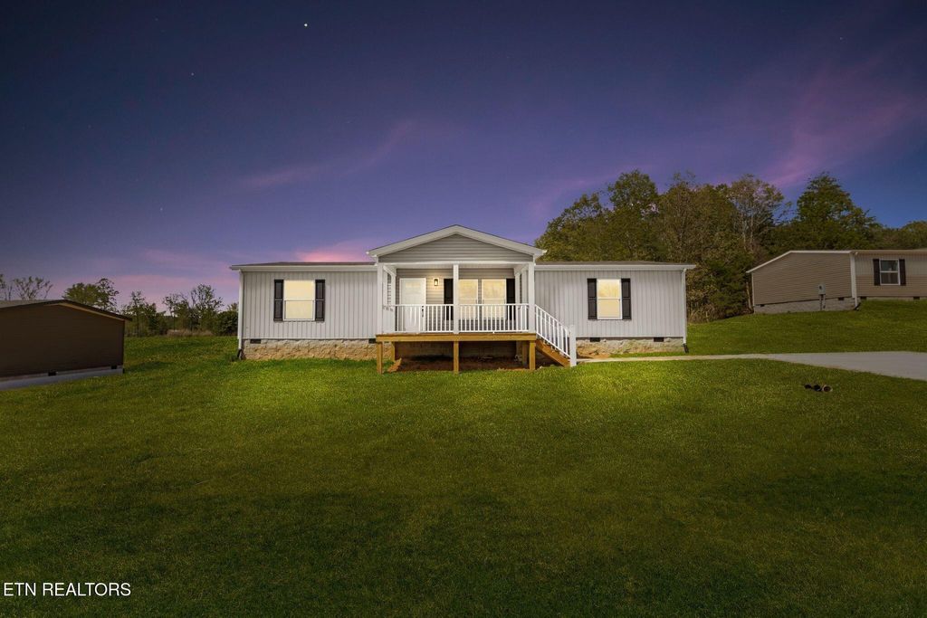 Photo of 209 County Road 784A, Etowah, TN 37331 (MLS # 1337923)