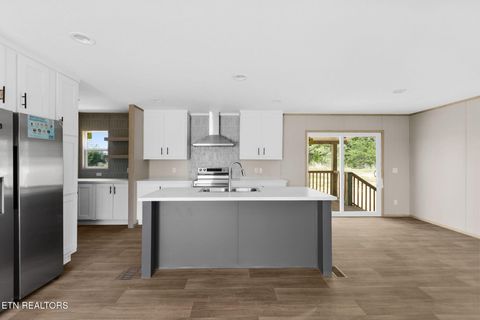 Tiny photo for 209 County Road 784A, Etowah, TN 37331 (MLS # 1337923)