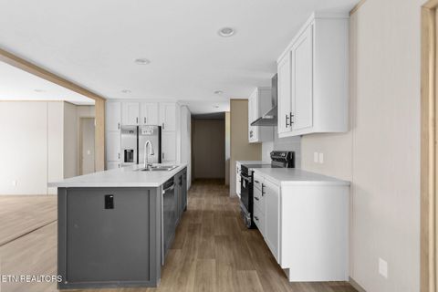 Tiny photo for 209 County Road 784A, Etowah, TN 37331 (MLS # 1337923)