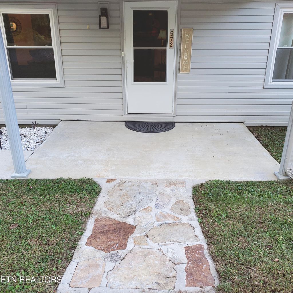 Photo of 572 Randall Fugate Rd, Spring City, TN 37381 (MLS # 1318784)
