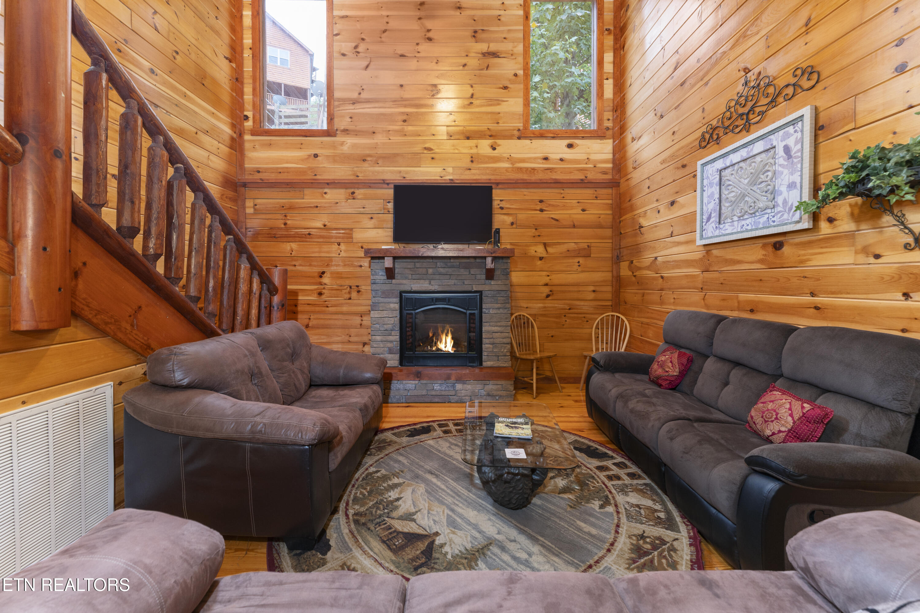 1237 Bird Nest Way