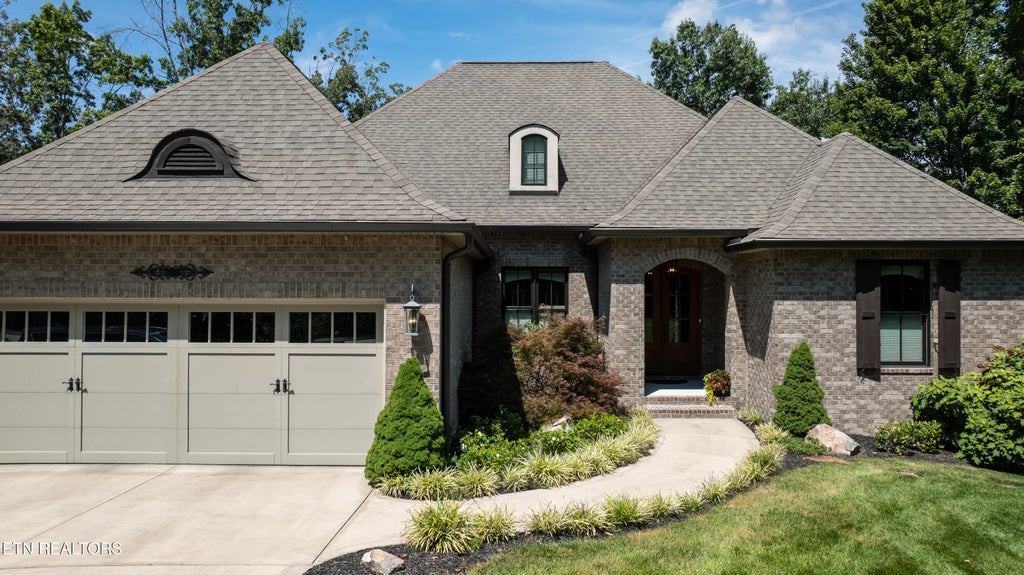 Photo of 147 Hedgewood Point, Crossville, TN 38558 (MLS # 1353893)