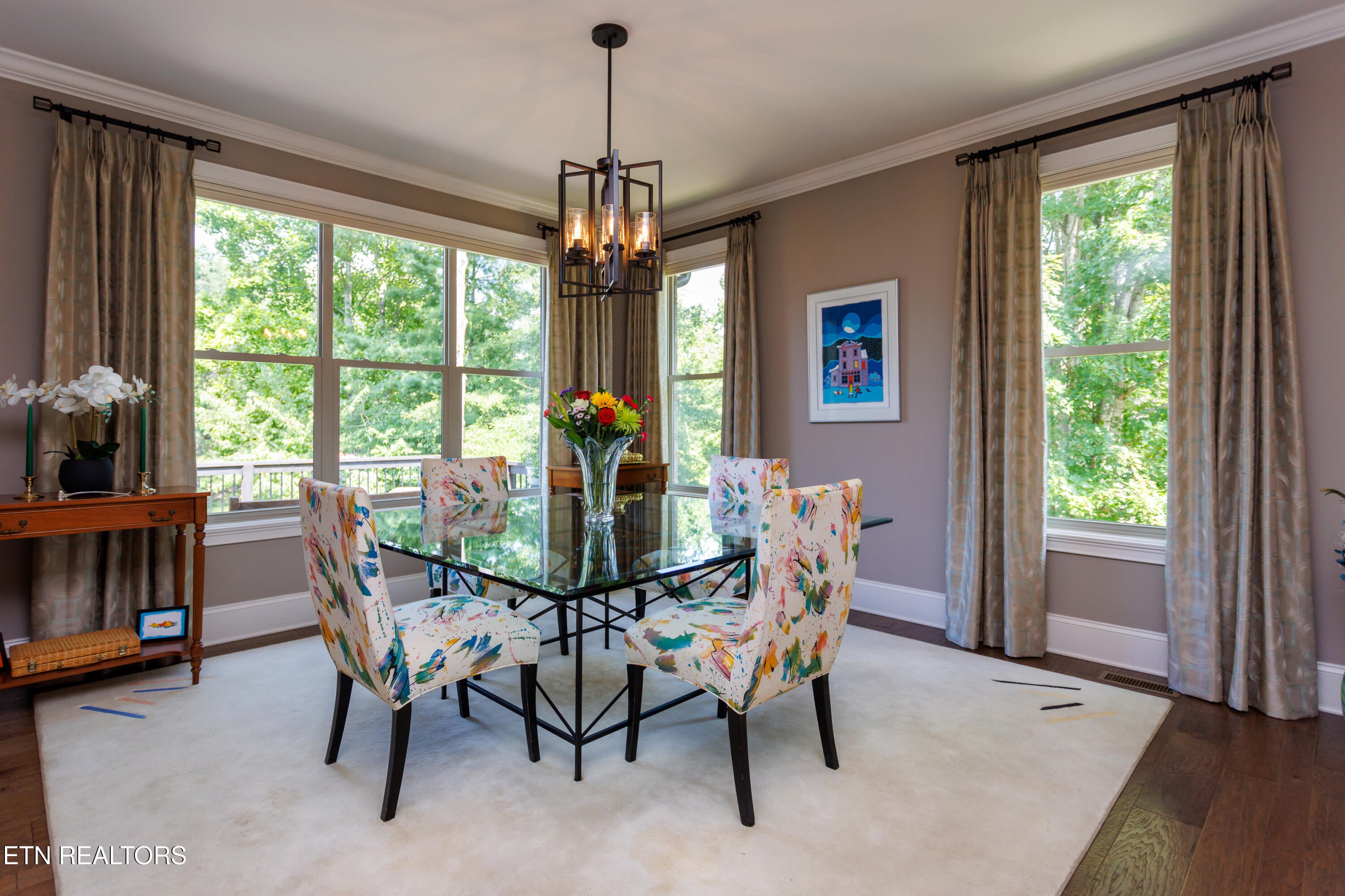 147 Hedgewood Point
