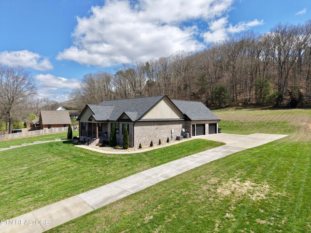 Photo of 2132 Anderson Bend Rd, Russellville, TN 37860 (MLS # 1334051)