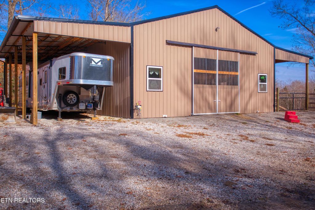 Photo of 250 Briar Point Rd, Allardt, TN 38504 (MLS # 1324392)