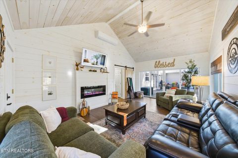 Tiny photo for 1417 Peach Tree St, Sevierville, TN 37862 (MLS # 1321065)