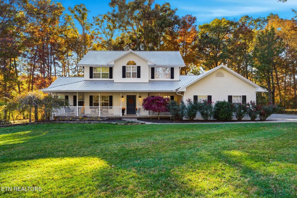 Photo of 1417 Peach Tree St, Sevierville, TN 37862 (MLS # 1321065)