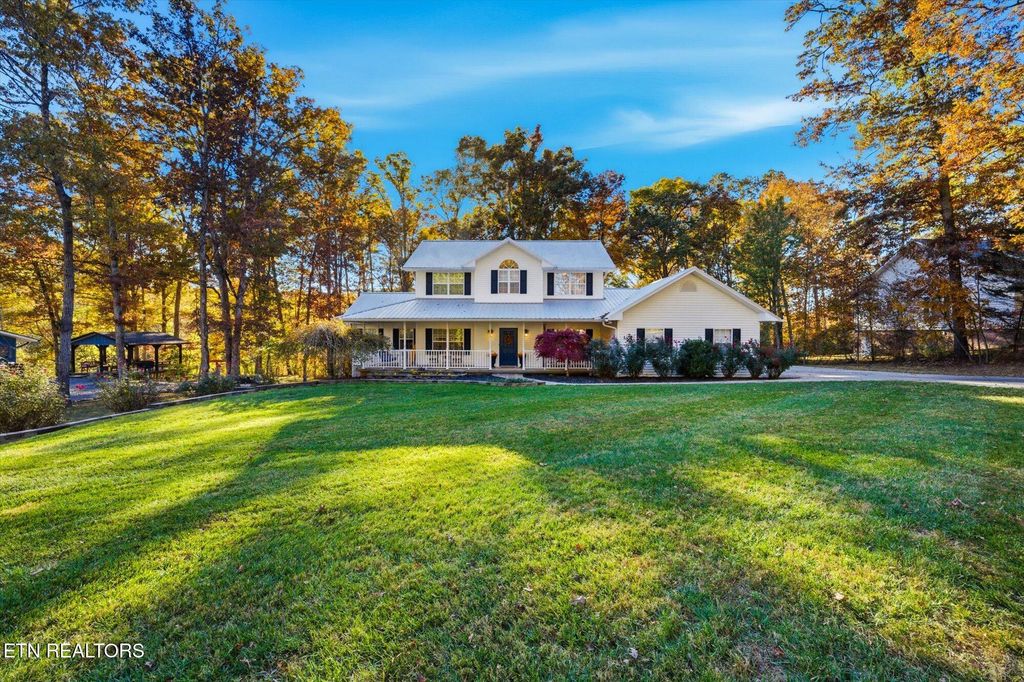 Photo of 1417 Peach Tree St, Sevierville, TN 37862 (MLS # 1321065)