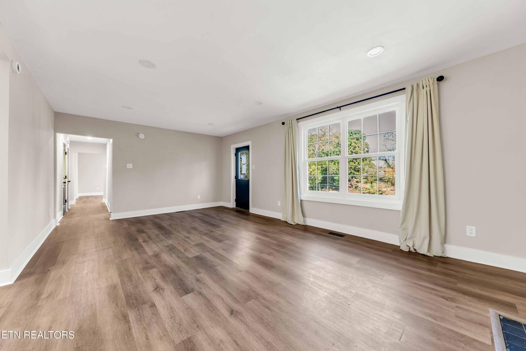 Photo of 1441 Roberson Springs Rd, Loudon, TN 37774 (MLS # 1318661)