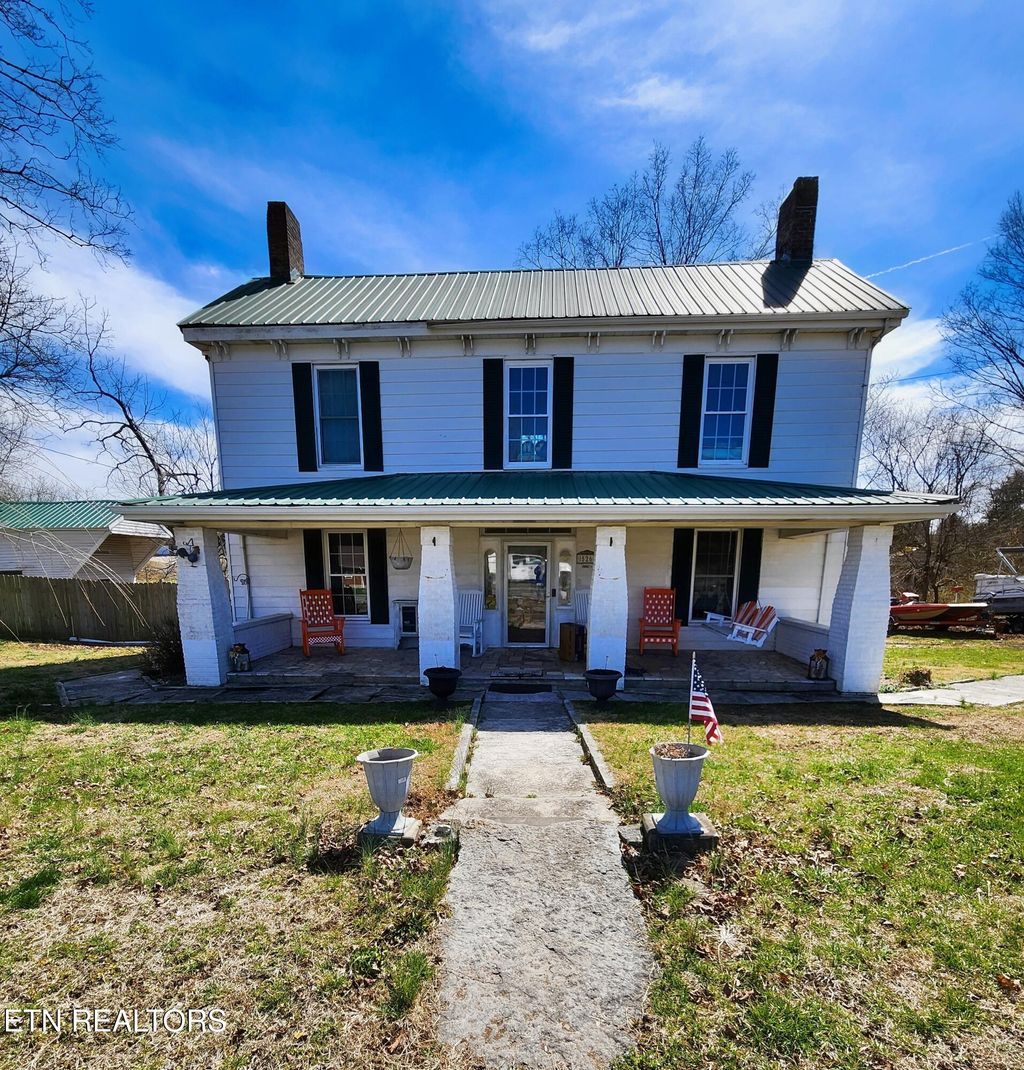 Photo of 526 Old Middlesboro Hwy, LaFollette, TN 37766 (MLS # 1293177)