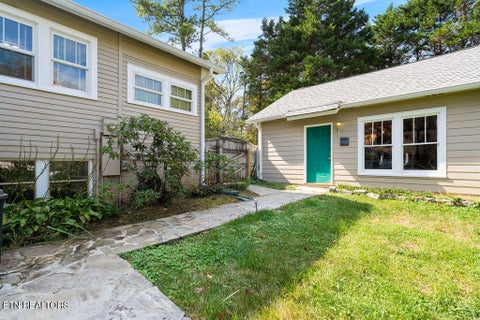 Tiny photo for 1117 Craig Rd, Knoxville, TN 37919 (MLS # 1359309)