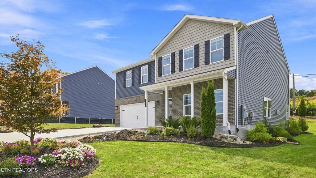 Photo of 402 Villages at Hinds Creek Ln LN, Clinton, TN 37716 (MLS # 1352526)