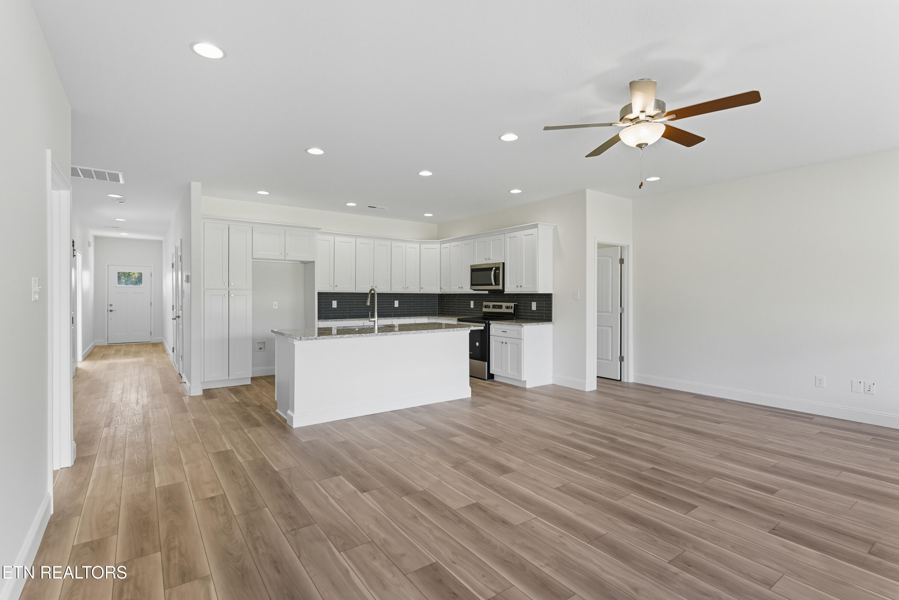 7350 Whispering Creek Lane