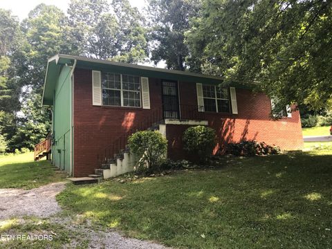 Photo of 305 Reagan St, Harrogate, TN 37752 (MLS # 1349330)