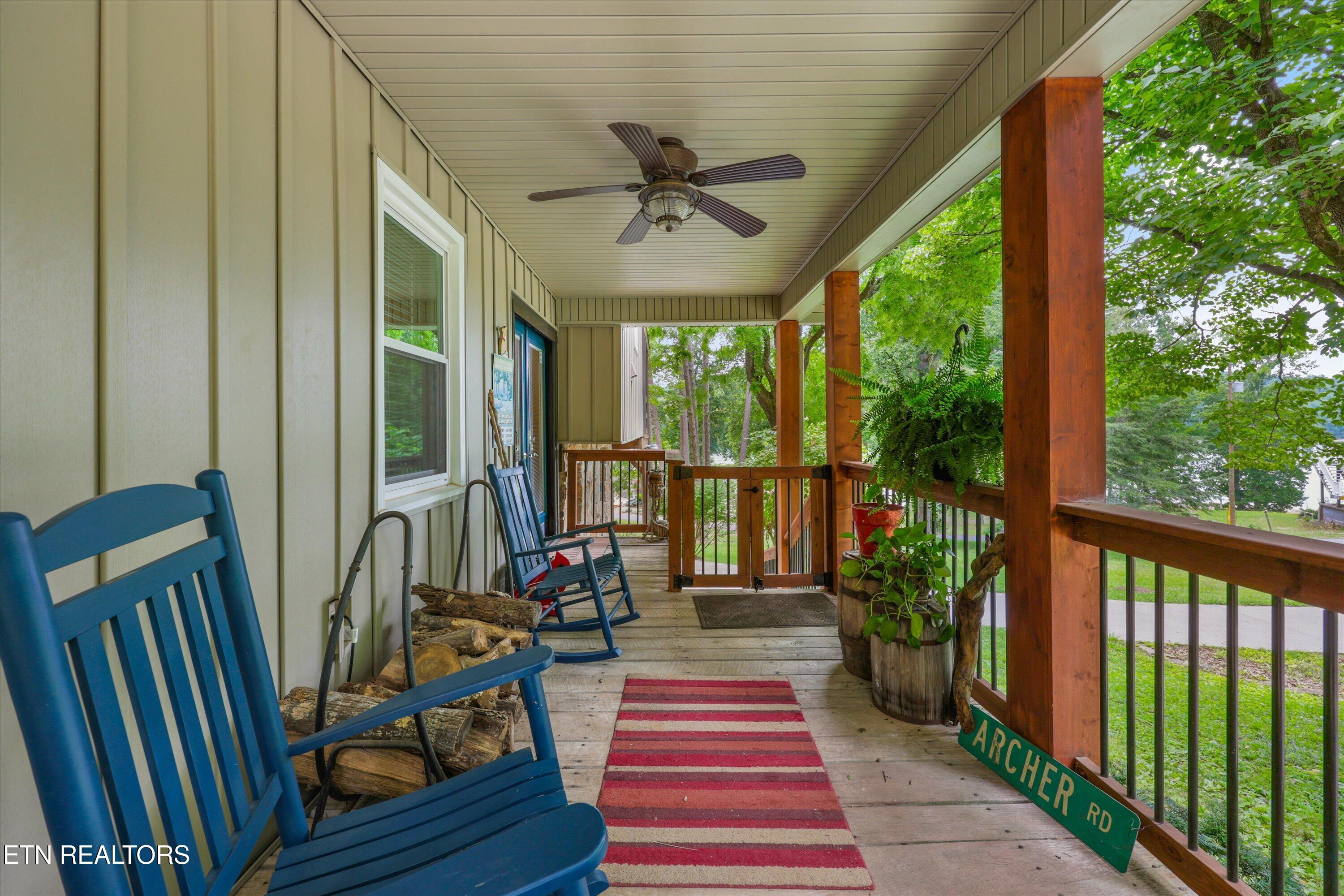 131 Shore Loop
