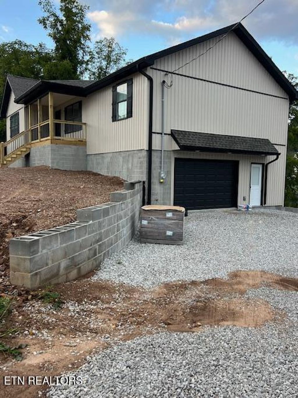 Photo of 107 Bertha Lane, Jacksboro, TN 37757 (MLS # 1314903)