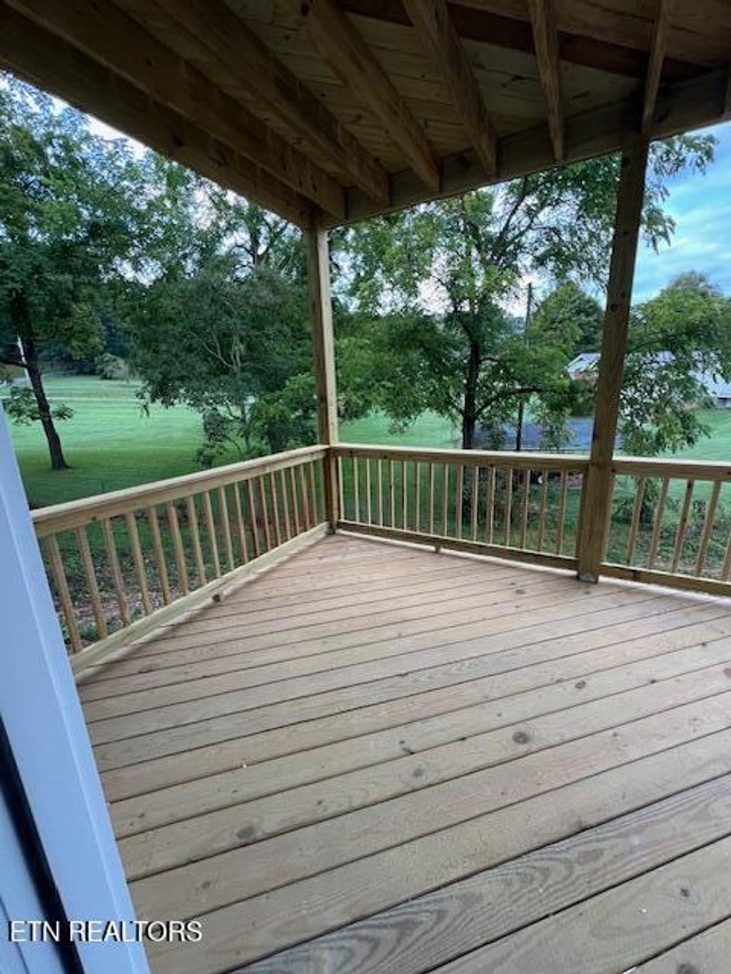 Photo of 107 Bertha Lane, Jacksboro, TN 37757 (MLS # 1314903)