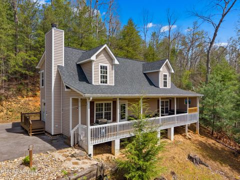 Photo of 2129 Duck Pond Lane, Sevierville, TN 37876 (MLS # 1336703)