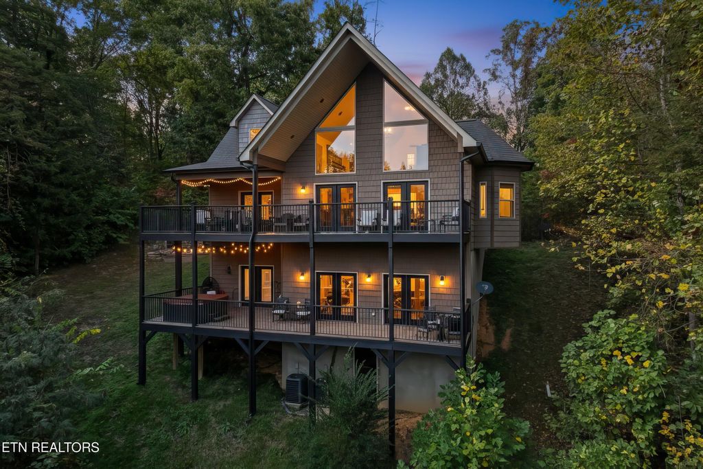 Photo of 1316 Harmony Way, Sevierville, TN 37876 (MLS # 1316979)