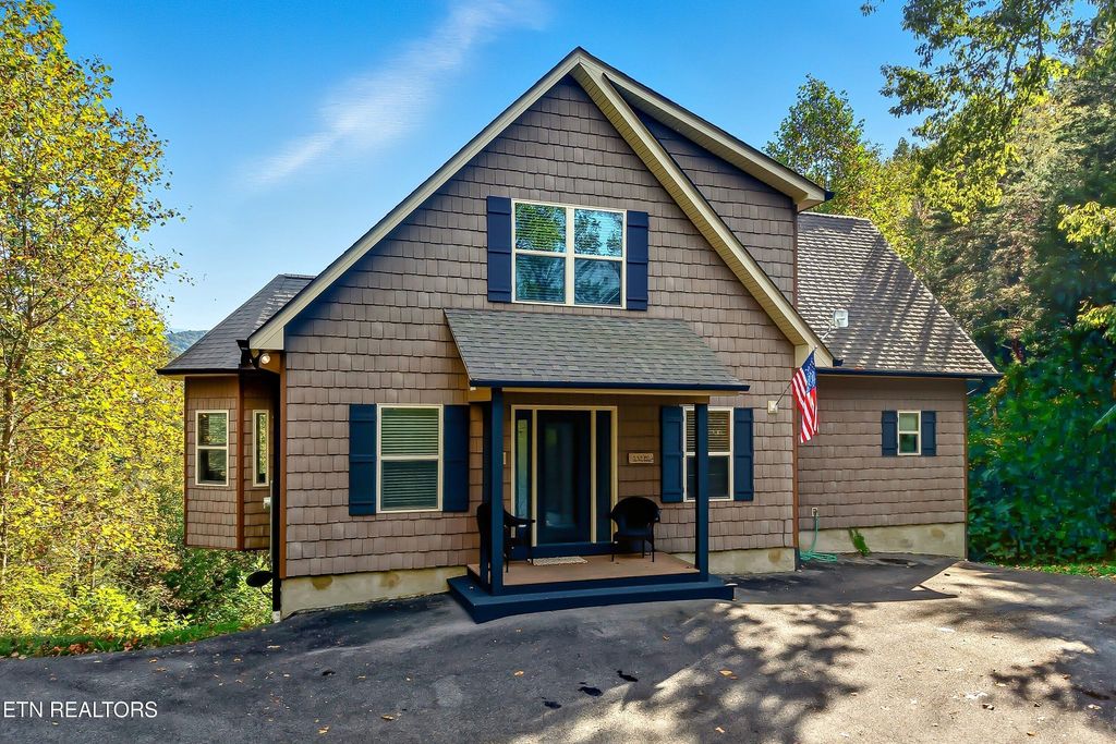 Photo of 1316 Harmony Way, Sevierville, TN 37876 (MLS # 1316979)