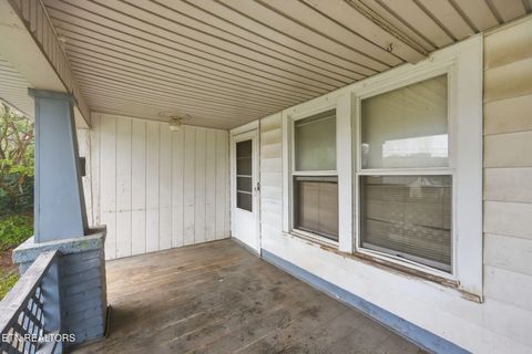 Photo of 519 Watauga Ave, Knoxville, TN 37917 (MLS # 1344030)