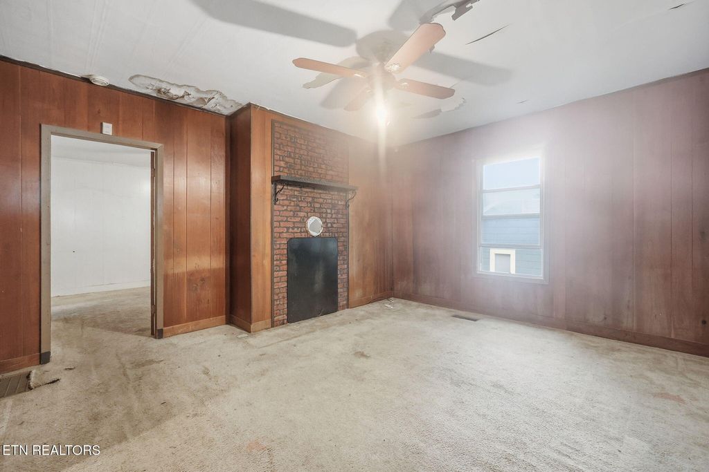 Photo of 519 Watauga Ave, Knoxville, TN 37917 (MLS # 1344030)