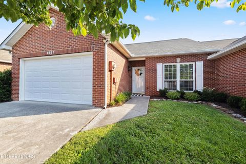 4427 Broadmeadow Way Knoxville TN 37912