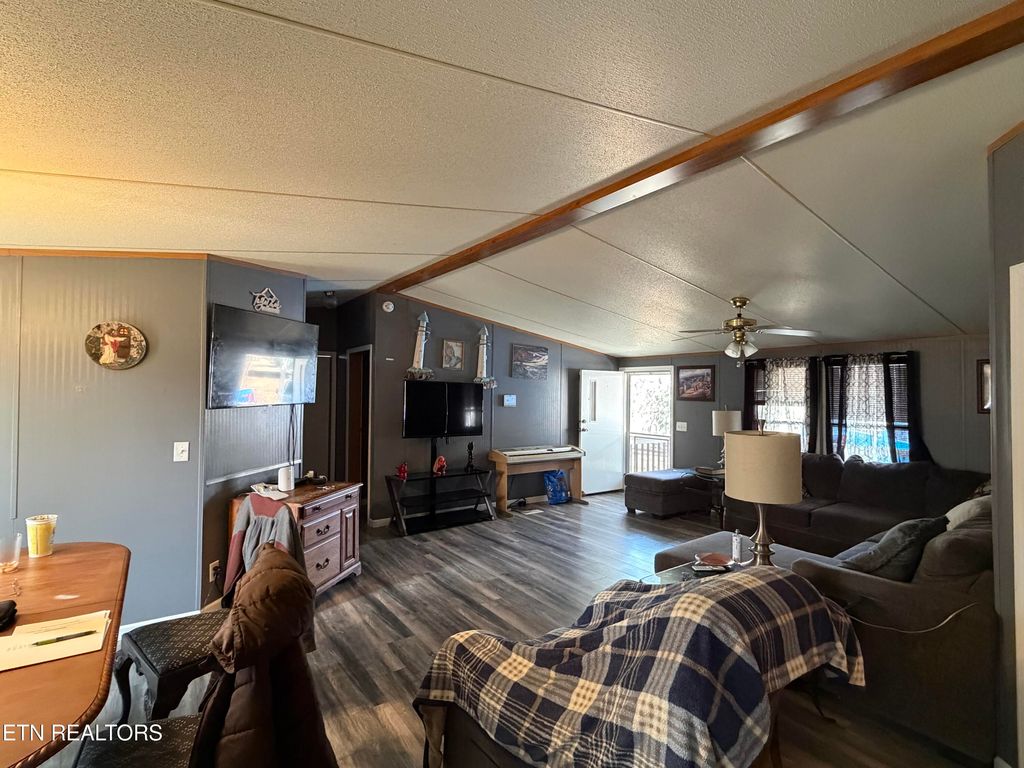 Photo of 4021 Saponac Drive, Crossville, TN 38572 (MLS # 1329170)