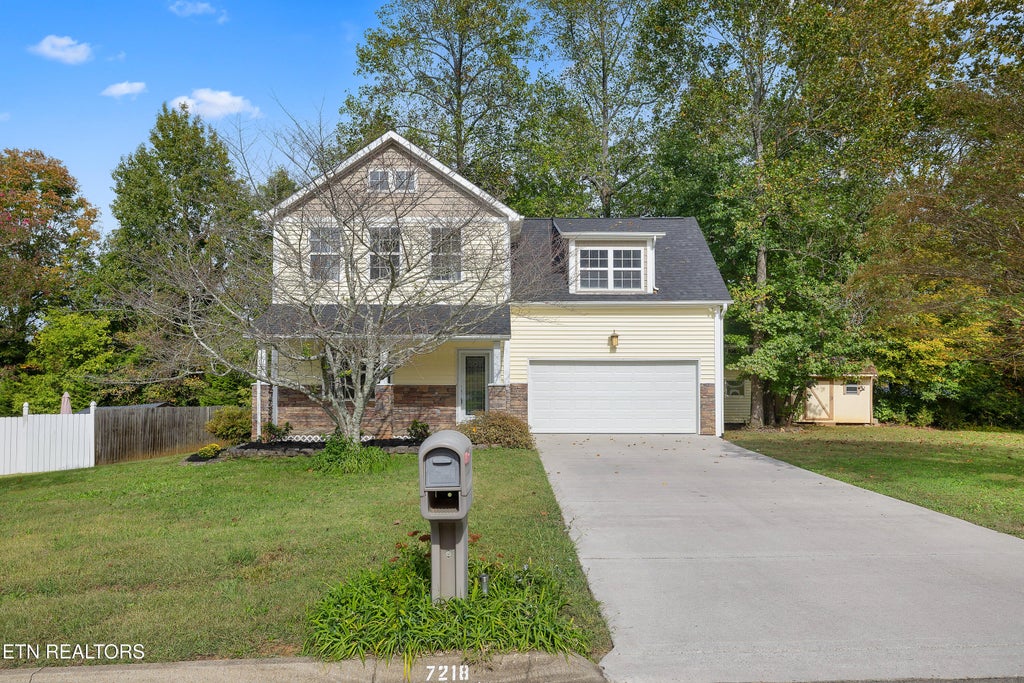 Photo of 7218 Jana Chris Lane, Knoxville, TN 37918 (MLS # 1359294)