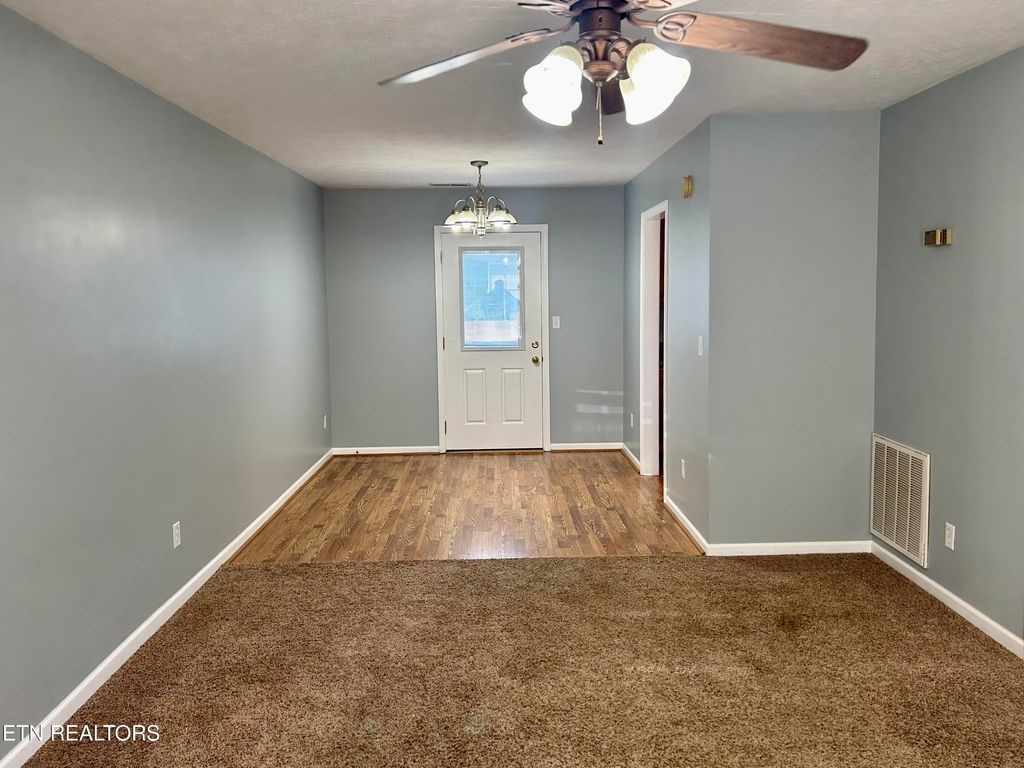 Photo of 1202 Deer Lane, Jefferson City, TN 37760 (MLS # 1305472)