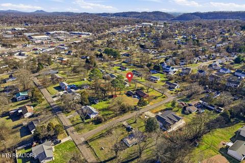 Tiny photo for 1213 Stillwell Drive, Knoxville, TN 37912 (MLS # 1327680)