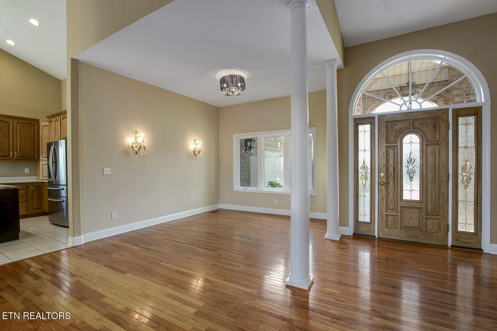 Loudon, Tennessee 37774, United States, 3 Bedrooms Bedrooms, ,3 BathroomsBathrooms,Residential,Active,113469