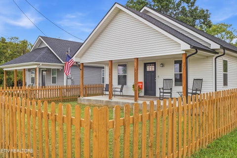 Tiny photo for 1719 Texas Ave, Knoxville, TN 37921 (MLS # 1355779)