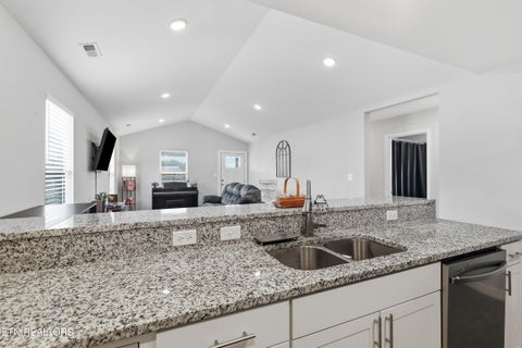 Tiny photo for 1719 Texas Ave, Knoxville, TN 37921 (MLS # 1355779)