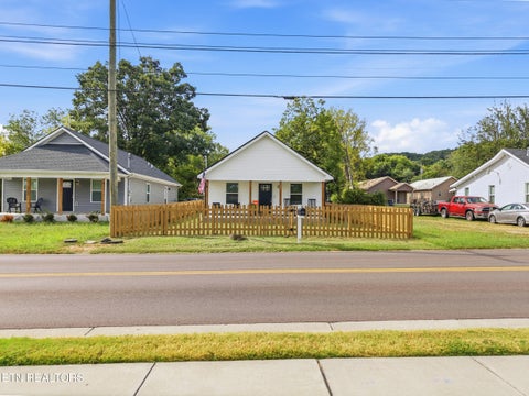 Tiny photo for 1719 Texas Ave, Knoxville, TN 37921 (MLS # 1355779)