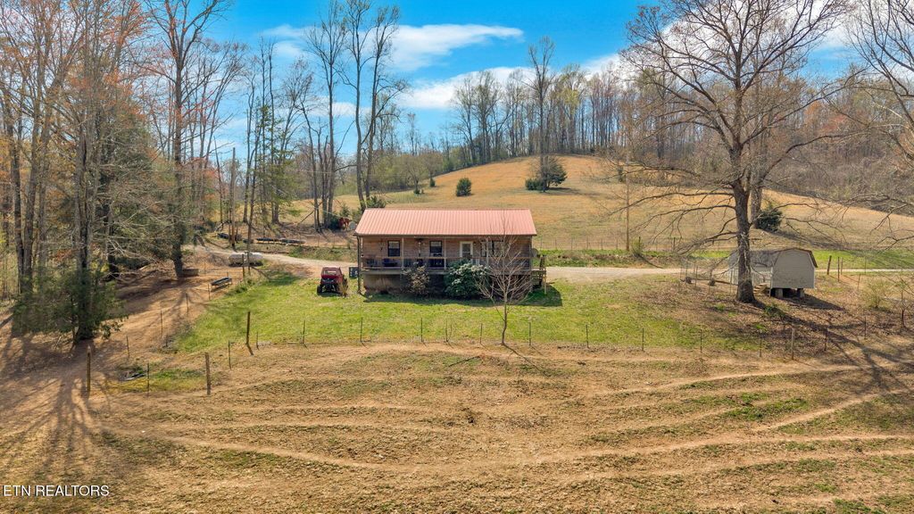 Photo of 299 Tar Town Hollow Lane, LaFollette, TN 37766 (MLS # 1332245)